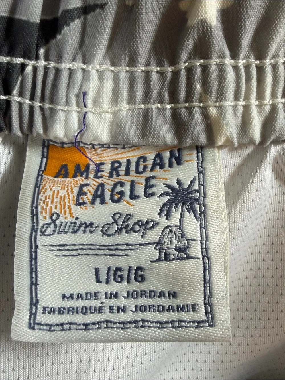 American Eagle Swim Trunks L Gray Floral Aloha Beach Tropical Lined Shorts 5